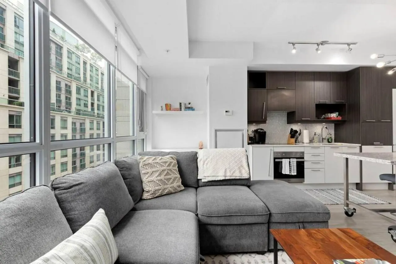 Comfy 2 Bedroom 2 Ba Ent District Work From Home トロント 0*,  カナダ