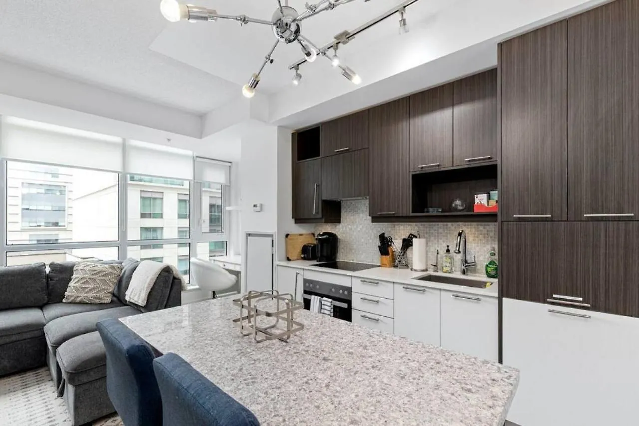 Comfy 2 Bedroom 2 Ba Ent District Work From Home トロント